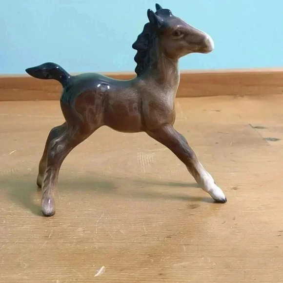 Beswick  Mare and foal figures - Picture 7 of 9